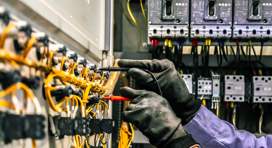 MANTENIMIENTO PREVENTIVO Y CORRECTIVO A SISTEMAS ELÉCTRICOS Externald Grid